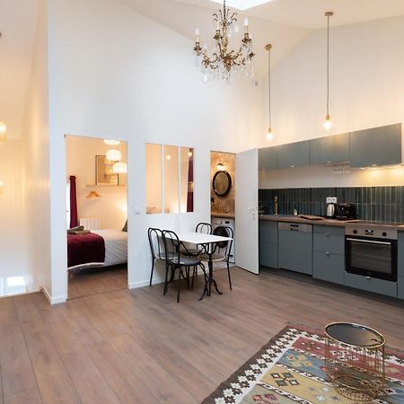 Sur La Place , Centre Village Cosy & Calme 2Ch Lapeyrouse-Fossat Εξωτερικό φωτογραφία